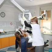stomatoloska-ordinacija-i-ortopan-centar-dr-milosavljevic-parodontologija